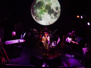120210 gig Photo 01
